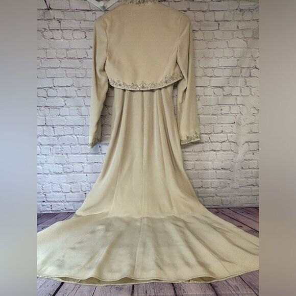 Mori Lee Ecru Beige Classic Crystal Beaded Embellished Full Evening Dress Size 8 - Picture 2 of 15